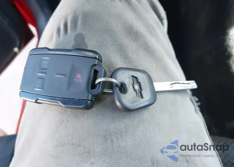 2016 Chevrolet Silverado 1500 1Lt from USA, damaged, VIN 1GCVKREH8GZ172625